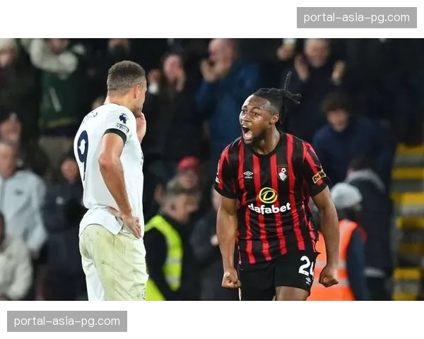 “英超进球”活动在曼彻斯特启动，旨在鼓励社区青少年参与足球