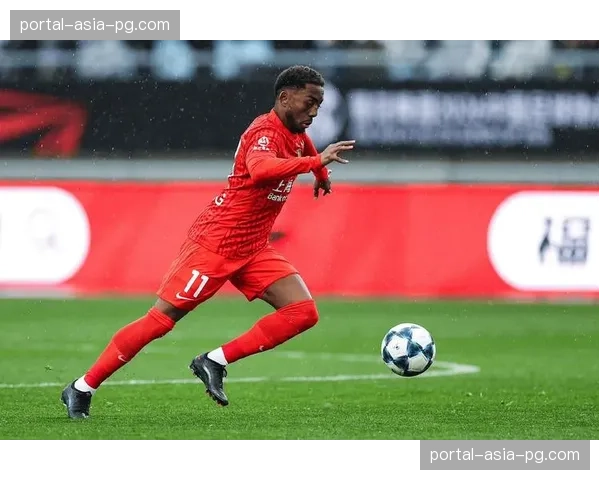 海港安佩姆替补登场效率高，半小时3次参与进攻展现边路冲击力